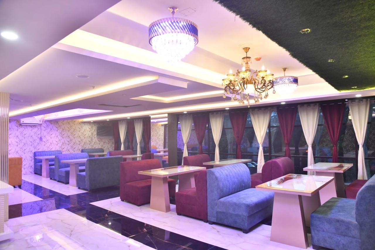 City Square دوغار المظهر الخارجي الصورة